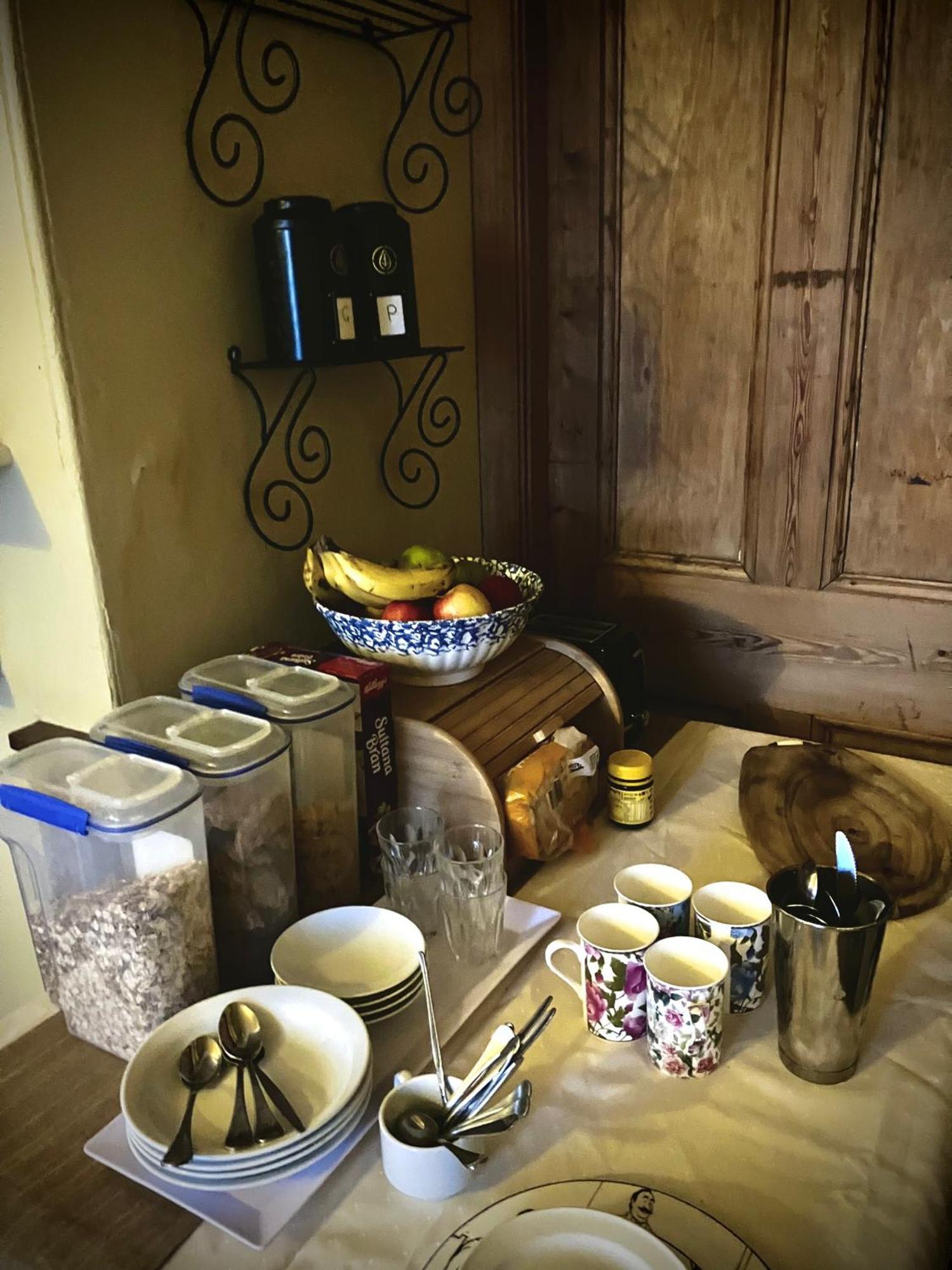 St Andrew'S Inn Conara Junction Zewnętrze zdjęcie