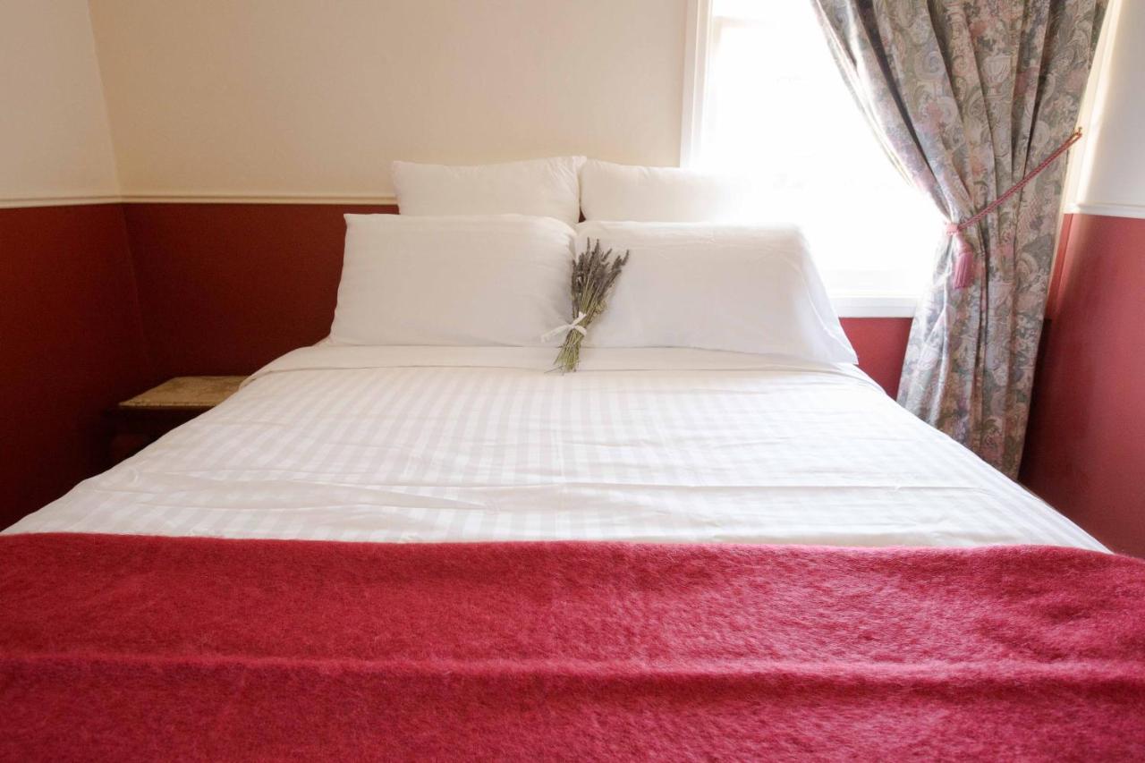St Andrew'S Inn Conara Junction Zewnętrze zdjęcie
